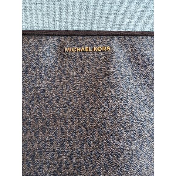 MICHAEL KORS Signature Jet Set Travel Large Laptop Case Brown Multi - Picture 4 of 12